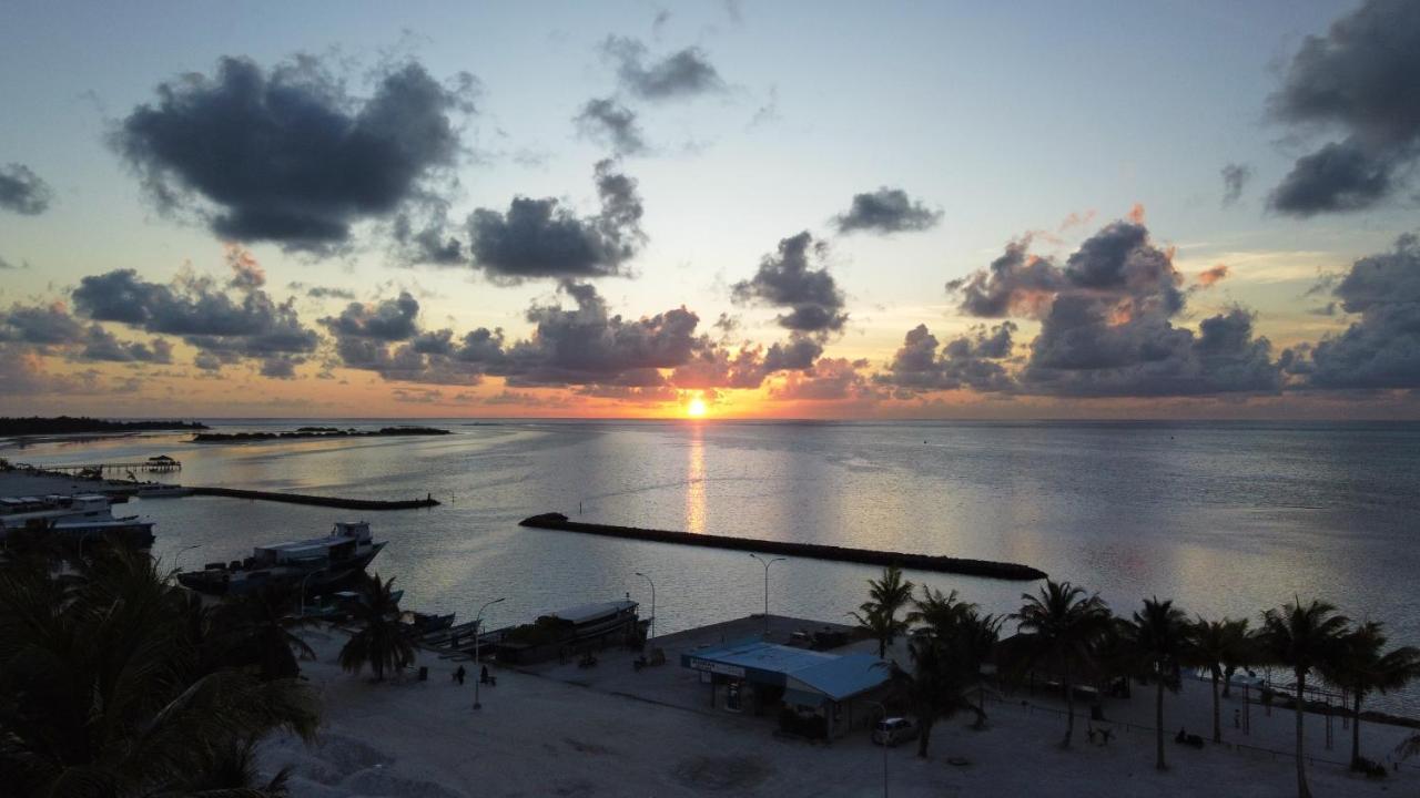 Sunview Residence Kaashidhoo Exterior photo